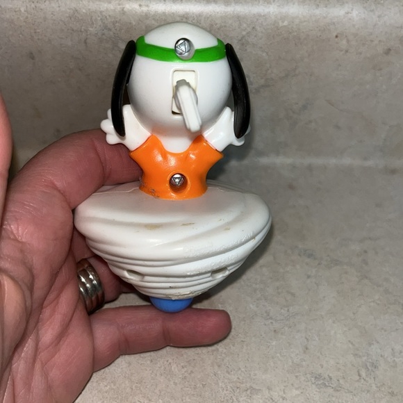 Snoopy, Peanuts Gang Windup Toy McDonald’s - Picture 4 of 5